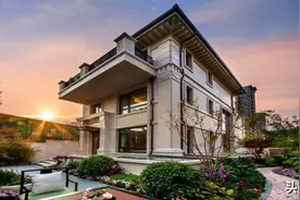《航拍中国》下的城市湖山，龙湖丽丰西宸原著坐拥其中图片