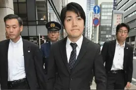 小室圭真不是矮只是脸大 看看日本网友是怎么恶搞他的图片