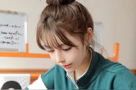 女生发“嗯嗯”的3种含义图片