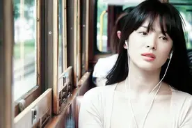 清纯美人宋慧乔，近来惊艳众人的徐璐，都掌握了什么“吸睛密码”图片