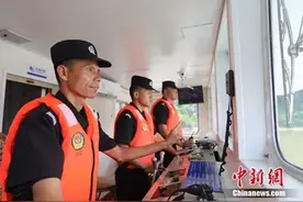 他“吃了熊心豹子胆”，专在湄公河上闯“鬼门关”图片