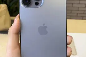 iPhone 13系列真机体验抢先看！明日发售，预订已排到11月图片