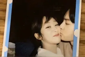 肖战杨紫新剧合照曝光！余生夫妇合体撒狗粮，甜蜜亲吻画面超级甜图片