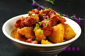 广式焖牛腩、土豆焖鸡、辣子兔丁、尖椒肥肠的家常做法，美味下饭图片