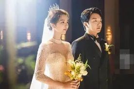 《小苹果》女主裴涩琪闪婚男主播，钻石婚纱显曼妙身材，唯美动人图片