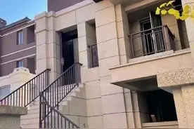 叠拼一刷时惊艳，二刷后彻底不想买了图片