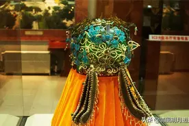 中国不产宝石，定陵出土的凤冠上宝石是哪来的？图片