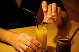 “听话水”到底是什么水？100多名女性被性侵，为何很难被发现？图片