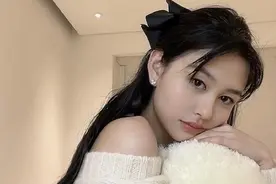 小说：“老公，我当然只属于你一个人的啦。”图片