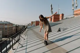发现老公的婚外情，你会戳破吗？这个36岁女人的做法，值得借鉴图片