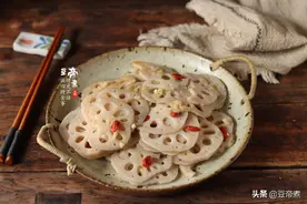 莲藕这么炒，口感清脆味道好，只要细节把握得当大厨就是你图片