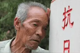 抗日英雄王二小到底怎么牺牲的？目击者：抱着鬼子大腿想跳下悬崖图片