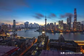 房产税即将落地的冲击之下，上海上演集体抛售93套老破小魔幻剧？图片