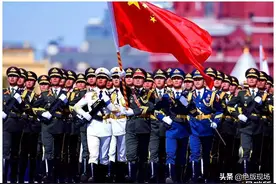 中国人民解放军参加俄罗斯红场阅兵 为什么每回都唱“喀秋莎？图片