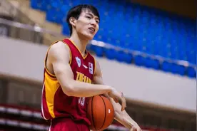 浙江男篮队长吴前：我没有钱，只是家里开发了几个楼盘图片