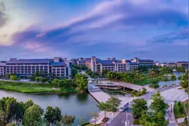 教育大突破，龙门县第一所大学落户永汉图片