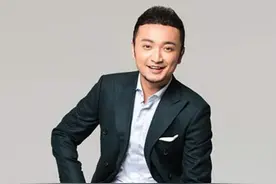 拒绝妻子生娃，隐婚6年遇感情危机，尼格买提一句话解开妻子心结图片