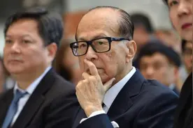 一幅对联到底有何“玄机”？李嘉诚奉为座右铭，马云一生受益匪浅图片