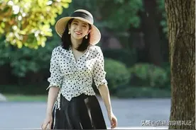 半身裙穿法“升级”了，借鉴三木的这5种“高级”搭配，真气质图片