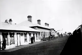营回1921⑦丨“一溜穷”的神秘小屋图片