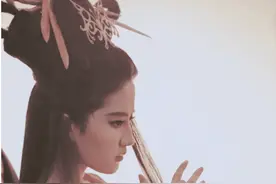 聂小倩王祖贤VS刘亦菲，一个婉转凄美，一个清纯仙气图片