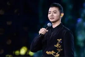 老娱记眼中的霍尊，是这样的图片