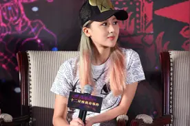 甘薇，是真不甘心啊，老公贾跃亭，怎么突然就“不回国”了呢？图片