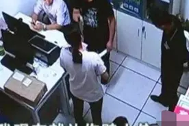 4岁女儿拿奶糖忘记付钱，被要求赔偿10倍，爸爸做法赢得一致好评图片