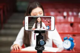 在抖音上课，老师都得成为“薇娅”？图片