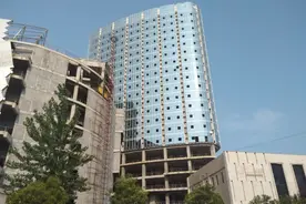 河南此地“不容易”，有个停工10年的“烂尾楼”，终于等来复工图片
