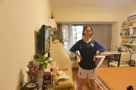 女孩高考703分，学霸身份下还是“女球痴”，同学：巾帼不让须眉图片