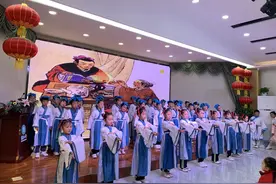 遇见古诗文 点亮孩子的诗意人生 | 黄陵街道黄陵小学开展古诗韵律操大赛图片