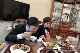 网友偶遇王思聪蹦迪，国民老公也得排队，过去的派头哪里去了？图片