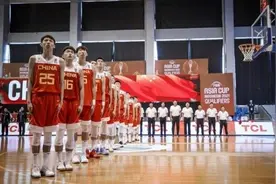 “双杀”死敌！中国男篮6分逆转日本引国民欢呼 这三点是赢球关键图片