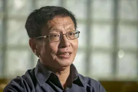 59岁获世界级大奖，张益唐：还好我不在中国，不然取不到这个成就图片