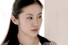 十七岁：这么漂亮的老师我好像在哪儿见过，回不去了我的中学时代视频封面