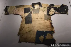 枪林弹雨中，14岁的她穿着这件棉袄，6次送解放军渡江图片