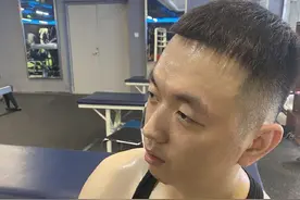 药水哥事件再升级！不自量力挑战向佐，向太发飙：直播磕五个响头图片