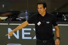 NBA教练复赛后脱掉了西装，但穿什么竟会引发联盟派系斗争？图片