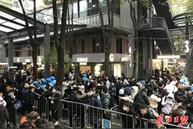 排队8小时却不能手机预约点单！独家回应来了图片