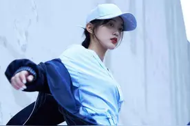 史上第一位因买不起王者荣耀皮肤而接戏的演员图片