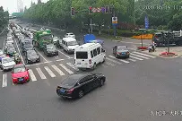“我老婆快不行了！”事发突然，江阴闹市区上演生死时速！图片