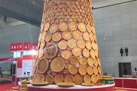 新疆300余种馕拍了拍你，有颜值又美味图片
