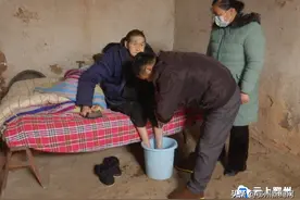 了不起！鄂州好侄儿照顾残疾叔父十余载图片
