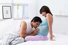 接吻就能怀孕？奇闻趣事图片
