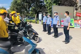 智能头盔助力外卖配送！观里70名外卖骑手首批试戴图片