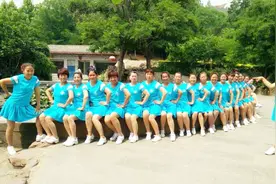 梁海洋演唱《天涯海角也会一路顺风》祝亲爱的朋友们天天开心视频封面