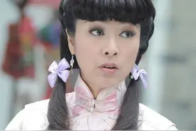 65岁米雪拍摄时尚大片，女神冻龄依旧身材出众，不抗拒找新男友图片