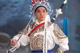 少年贫贱却功高盖世，开国元勋却死得憋屈：韩信之死到底是为何？图片