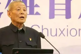 “一把手”光荣退休，一周后回了趟原单位，那种感觉好陌生图片